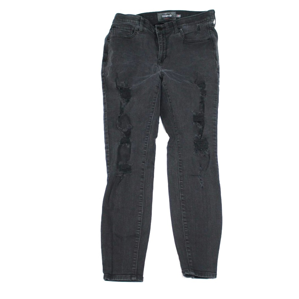 Torride WOmen BLack Jeans Distressed Casual Swear By The Fit SIze 12